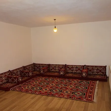 Konfor 2 Villa *